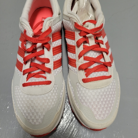 Adidas LA Trainers II - size 6 - Picture 3 of 7